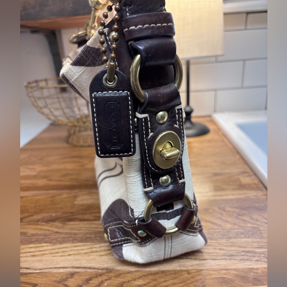 Coach Y2K Brown and Cream Shoulder Bag - Picture 6 of 11